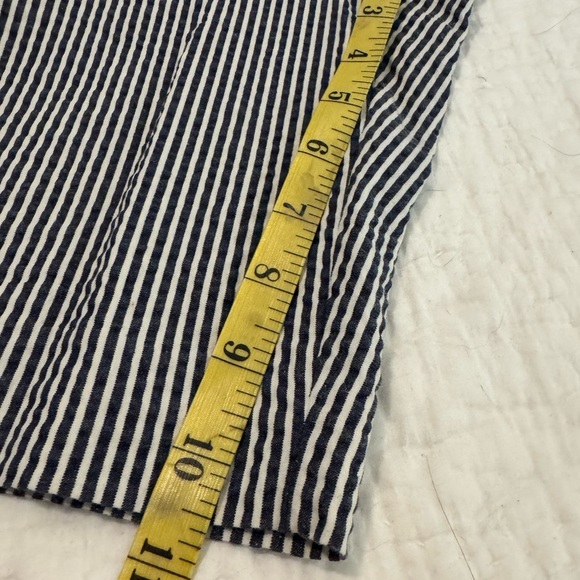 Ann Taylor Striped Seersucker Devin Bermuda Walking Shorts Size 12 - Picture 7 of 9